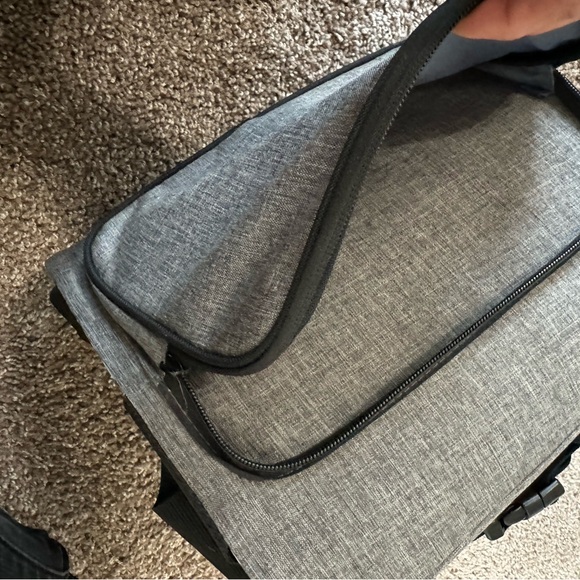 Travel Booster with Storage - Picture 11 of 16